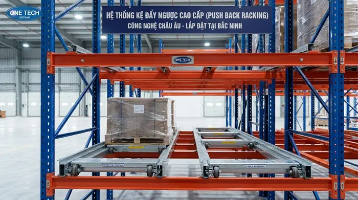 Cấu tạo kệ push back Bắc Ninh gồm khung trụ thanh beam ray trượt và xe trượt