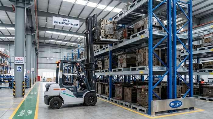 Kệ khuôn Selective Bắc Ninh chịu tải nặng cho xe nâng thao tác